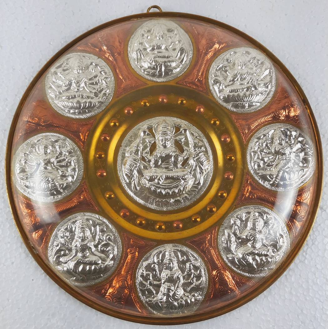 Thanjavur Art Plate Gajalakshmi with Astalakshmi