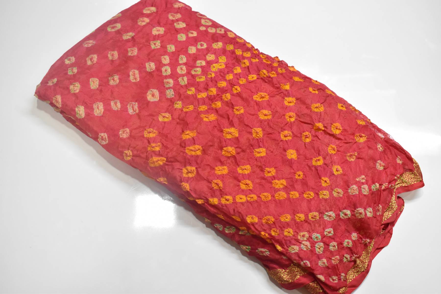 Jaipur Bandhani Saree in full red color with zari border