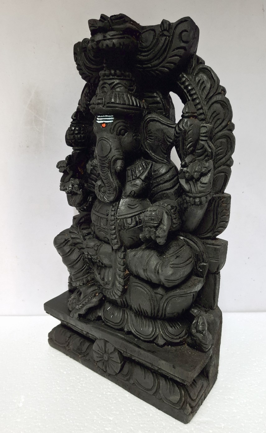 wooden ganesha statue