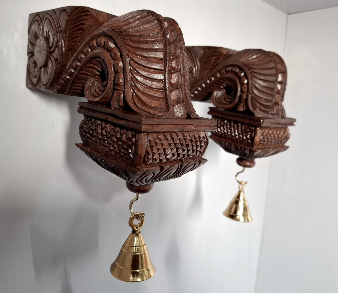 Bodhil Wooden Corbel