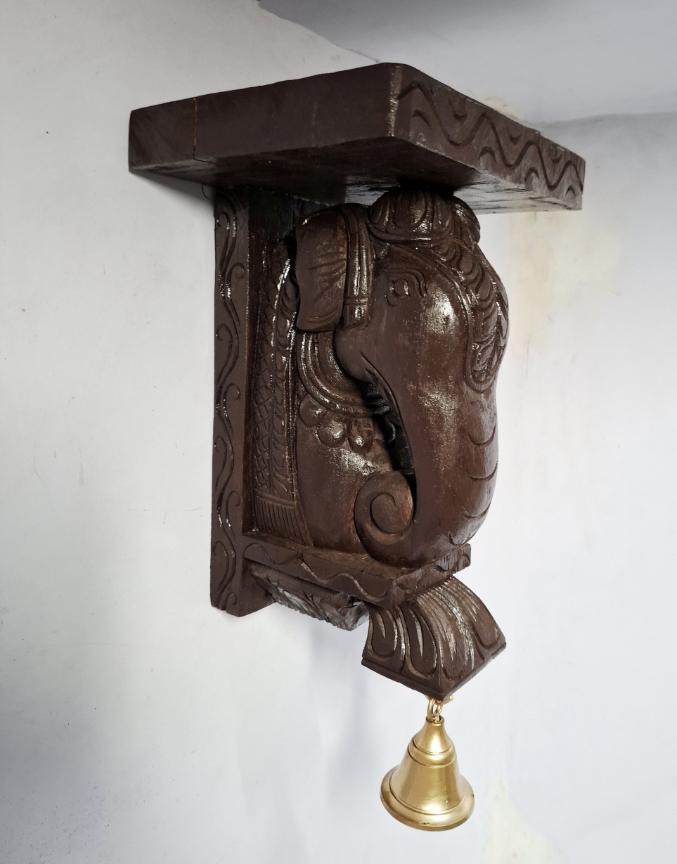 Wooden Elephant shelf