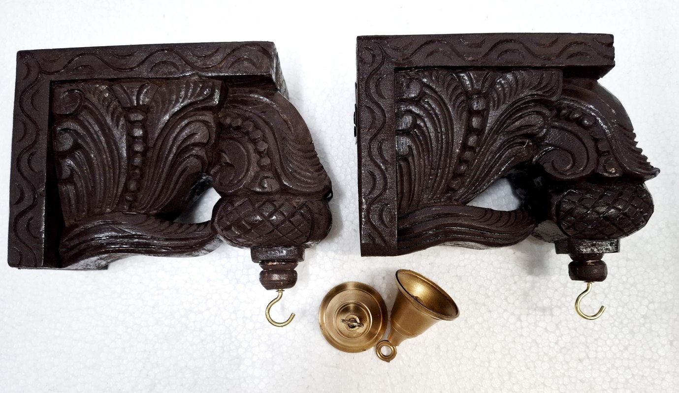 Bodhil Wooden Corbel