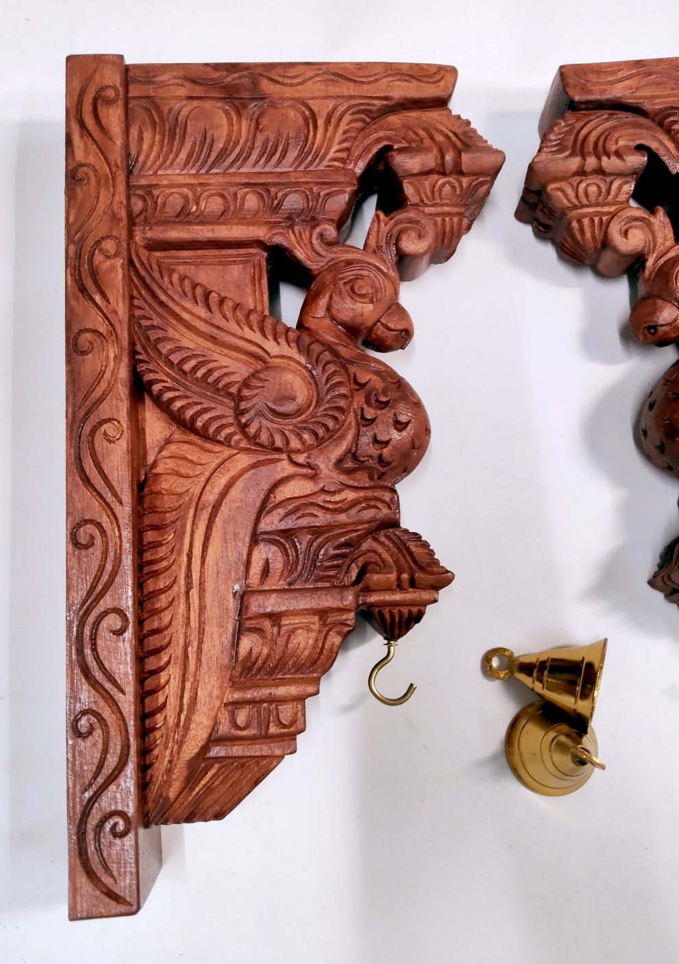 Wooden Wall Bracket Parrot Pair