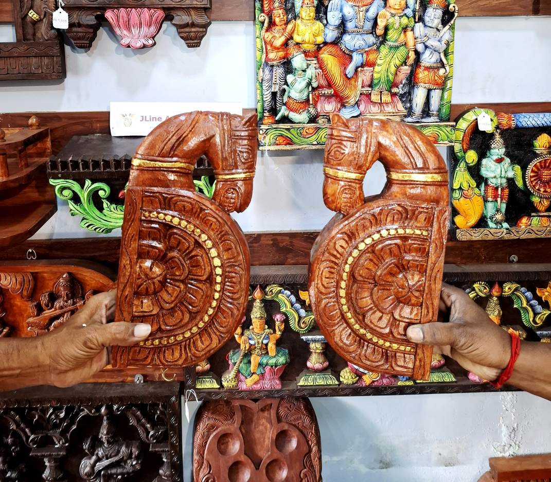 Wooden Wall Bracket Horse Pair